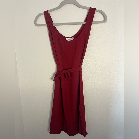 NWT Women’s Connie Choi Elegant Red Sleeveless Dress - Picture 1 of 4